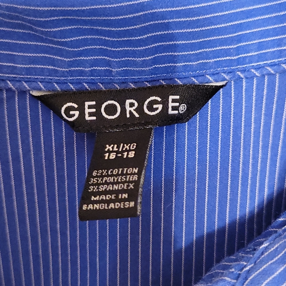 George Button Down Blouse - Picture 2 of 3